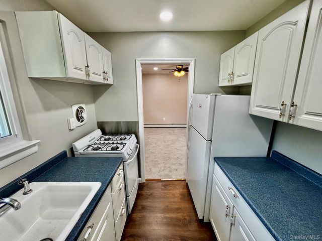 321 Titusville Road F102, Poughkeepsie, NY 12603
