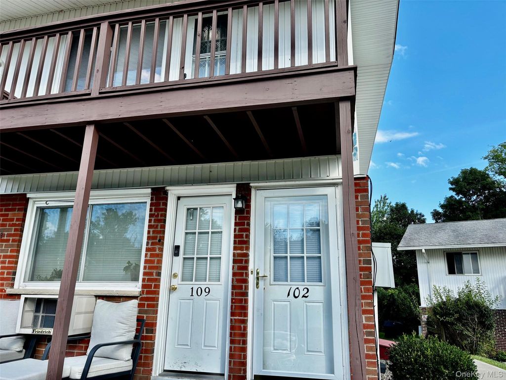 321 Titusville Road F102, Poughkeepsie, NY 12603