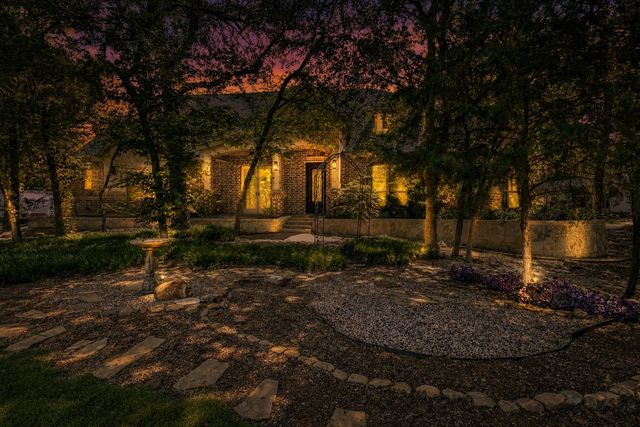 950 Garnet Cove, Oak Point, TX 75068
