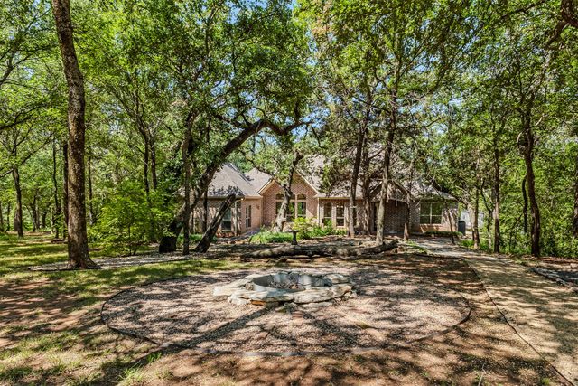 950 Garnet Cove, Oak Point, TX 75068