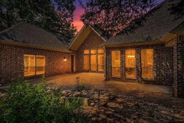 950 Garnet Cove, Oak Point, TX 75068