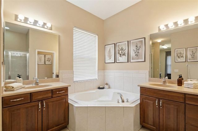 14736 HELLMAN LANE, Orlando, FL 32828