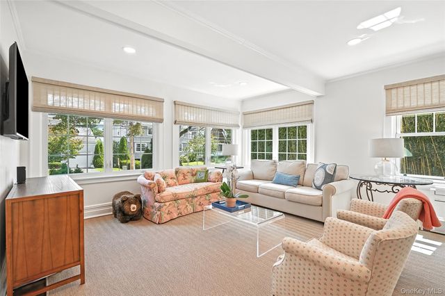 122 Wagner Avenue, Mamaroneck, NY 10543