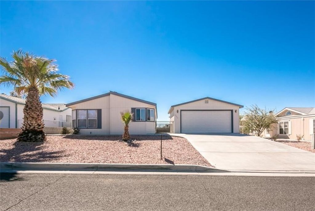 2604 E Sunrise Vista Boulevard, Fort Mohave, AZ 86426