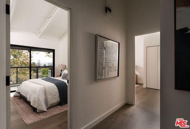 518 E Islay Street, Santa Barbara, CA 93101