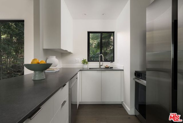 518 E Islay Street, Santa Barbara, CA 93101