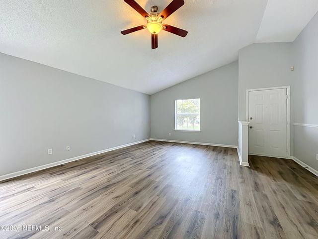 10721 MEADOWLEA Drive, Jacksonville, FL 32218