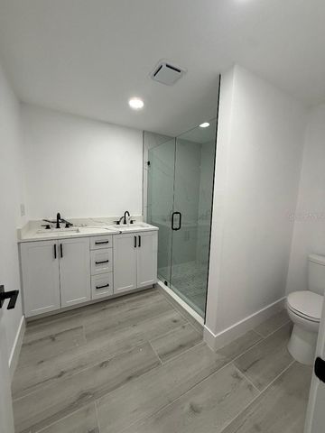 3301 W NEW ORLEANS AVENUE, Tampa, FL 33614