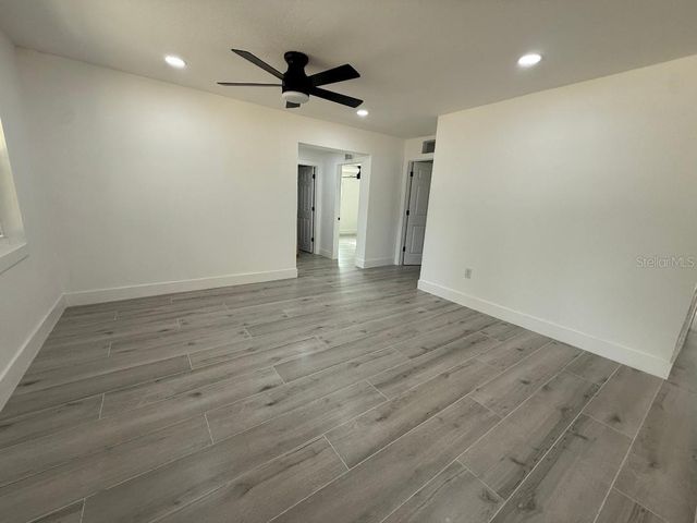 3301 W NEW ORLEANS AVENUE, Tampa, FL 33614