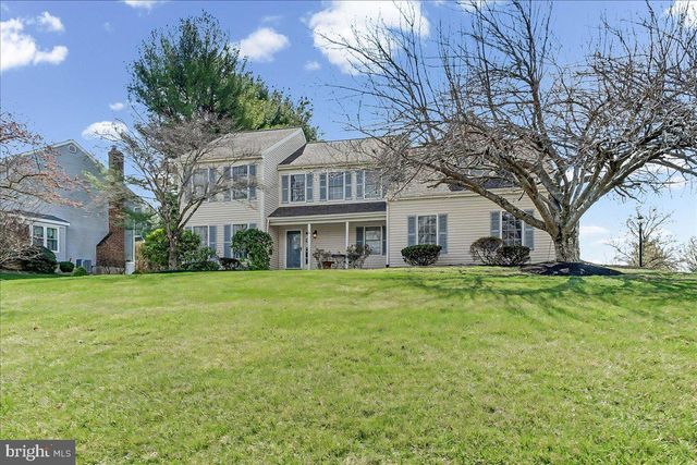 100 TROWBRIDGE LN, Downingtown, PA 19335