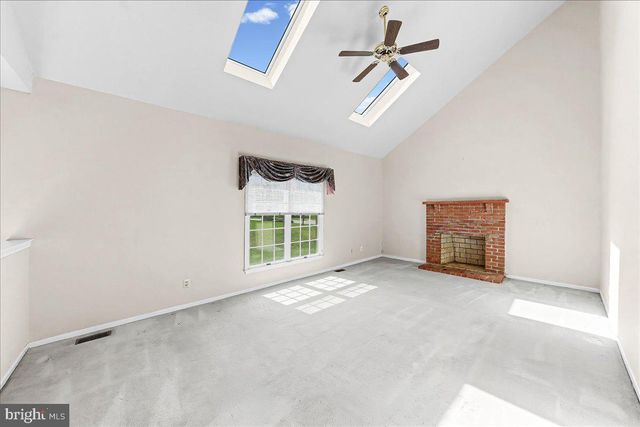 100 TROWBRIDGE LN, Downingtown, PA 19335