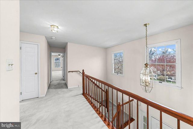 100 TROWBRIDGE LN, Downingtown, PA 19335