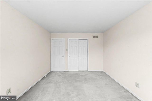 100 TROWBRIDGE LN, Downingtown, PA 19335