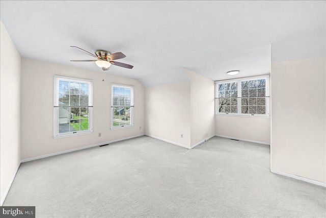 100 TROWBRIDGE LN, Downingtown, PA 19335