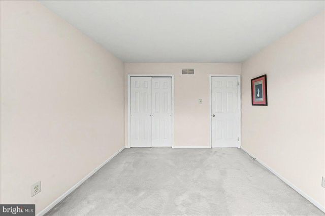 100 TROWBRIDGE LN, Downingtown, PA 19335