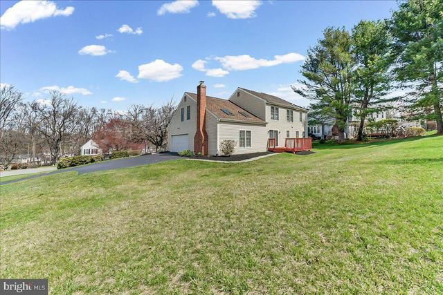 100 TROWBRIDGE LN, Downingtown, PA 19335