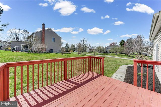 100 TROWBRIDGE LN, Downingtown, PA 19335