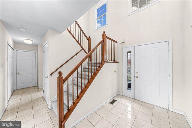 100 TROWBRIDGE LN, Downingtown, PA 19335