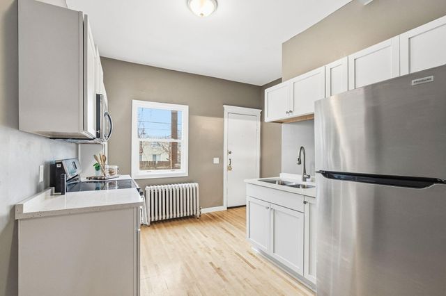 2416 Harriet Avenue, Minneapolis, MN 55405