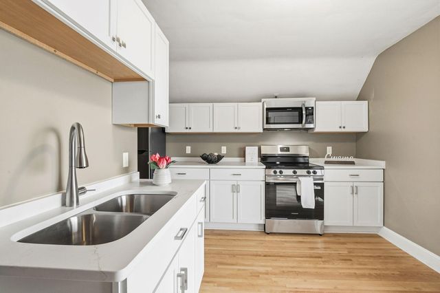 2416 Harriet Avenue, Minneapolis, MN 55405