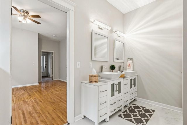 2416 Harriet Avenue, Minneapolis, MN 55405