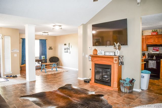 1108 Bermuda Drive, Stigler, OK 74462