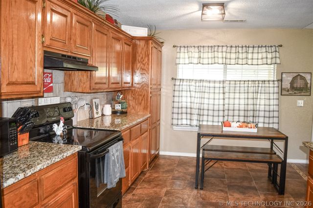 1108 Bermuda Drive, Stigler, OK 74462