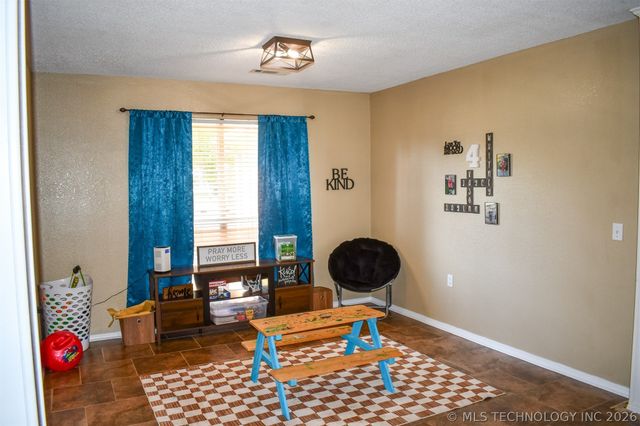 1108 Bermuda Drive, Stigler, OK 74462