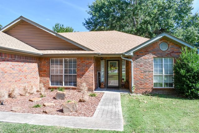 1108 Bermuda Drive, Stigler, OK 74462
