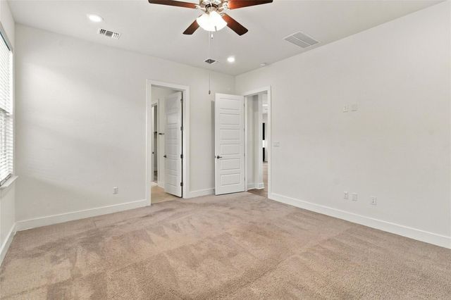 162 Adelton BLVD, Bastrop, TX 78602