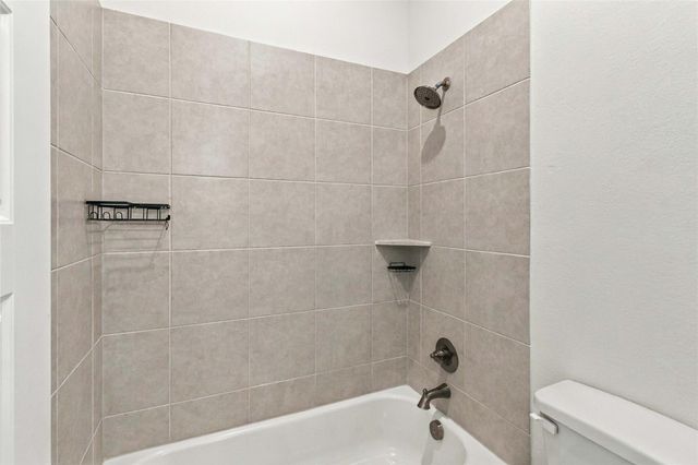 162 Adelton BLVD, Bastrop, TX 78602