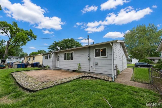 2175 Collier Drive, Florissant, MO 63031