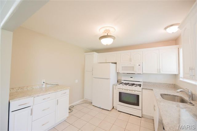 2175 Collier Drive, Florissant, MO 63031