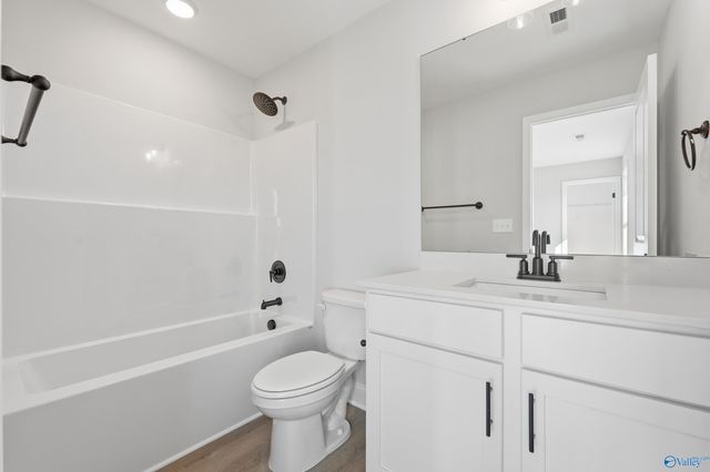 29525 Crawfish Drive, Harvest, AL 35749