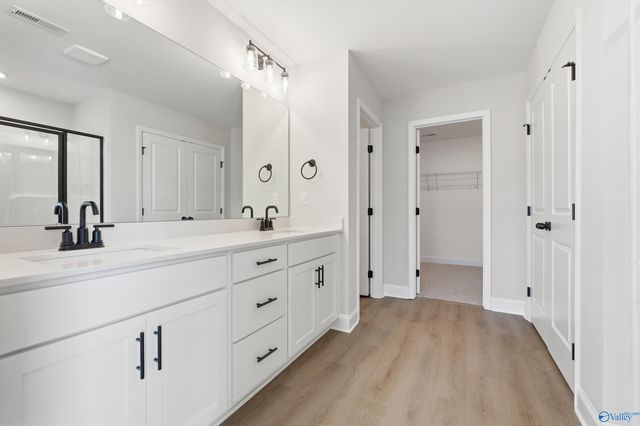 29525 Crawfish Drive, Harvest, AL 35749