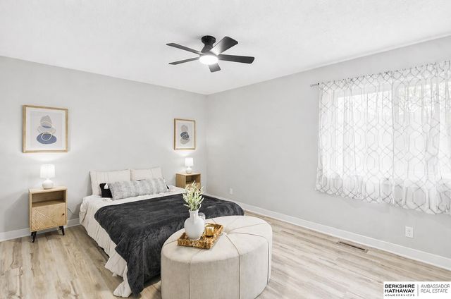 3302 E Dutchman Circle, Bellevue, NE 68123