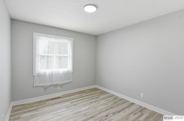 3302 E Dutchman Circle, Bellevue, NE 68123