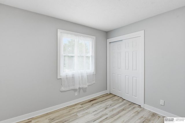 3302 E Dutchman Circle, Bellevue, NE 68123