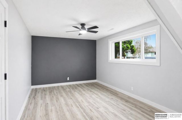 3302 E Dutchman Circle, Bellevue, NE 68123