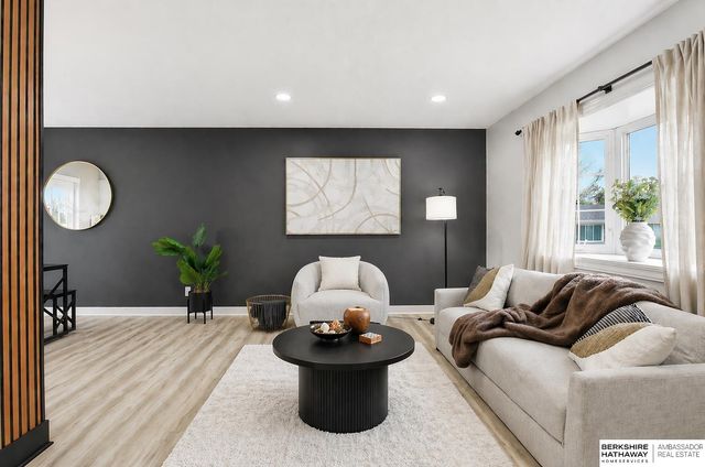 3302 E Dutchman Circle, Bellevue, NE 68123