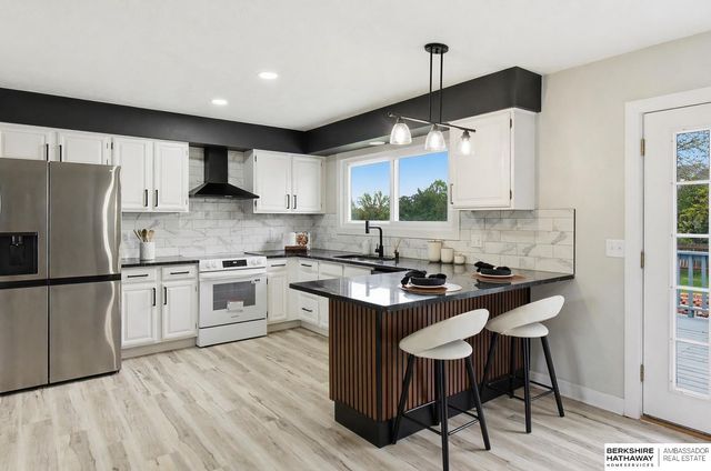 3302 E Dutchman Circle, Bellevue, NE 68123