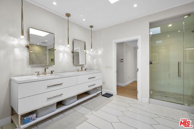 23255 Mariposa De Oro Street, Malibu, CA 90265