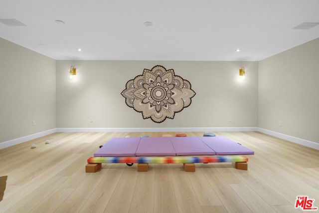 23255 Mariposa De Oro Street, Malibu, CA 90265