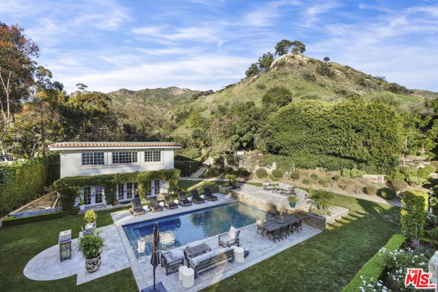 23255 Mariposa De Oro Street, Malibu, CA 90265
