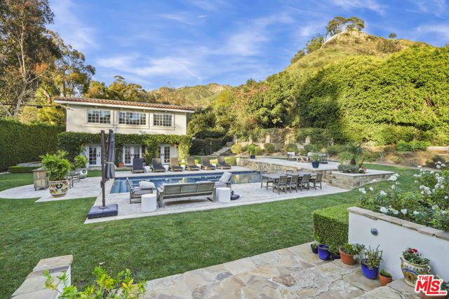 23255 Mariposa De Oro Street, Malibu, CA 90265