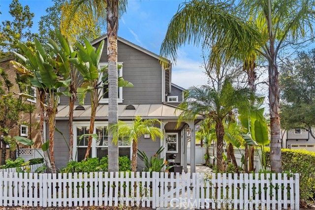 11 Oatfield Farm, Ladera Ranch, CA 92694