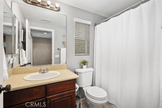 11 Oatfield Farm, Ladera Ranch, CA 92694