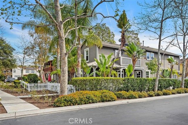 11 Oatfield Farm, Ladera Ranch, CA 92694