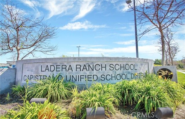 11 Oatfield Farm, Ladera Ranch, CA 92694