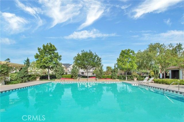 11 Oatfield Farm, Ladera Ranch, CA 92694